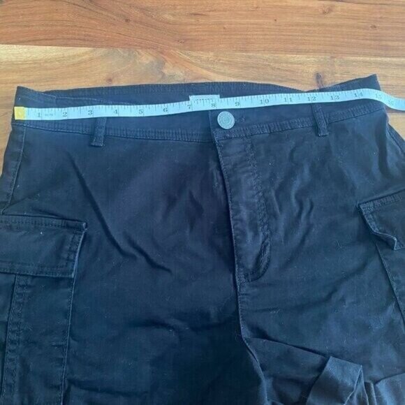 Garage High Waisted Cargo Shorts Size 9 - Picture 3 of 7